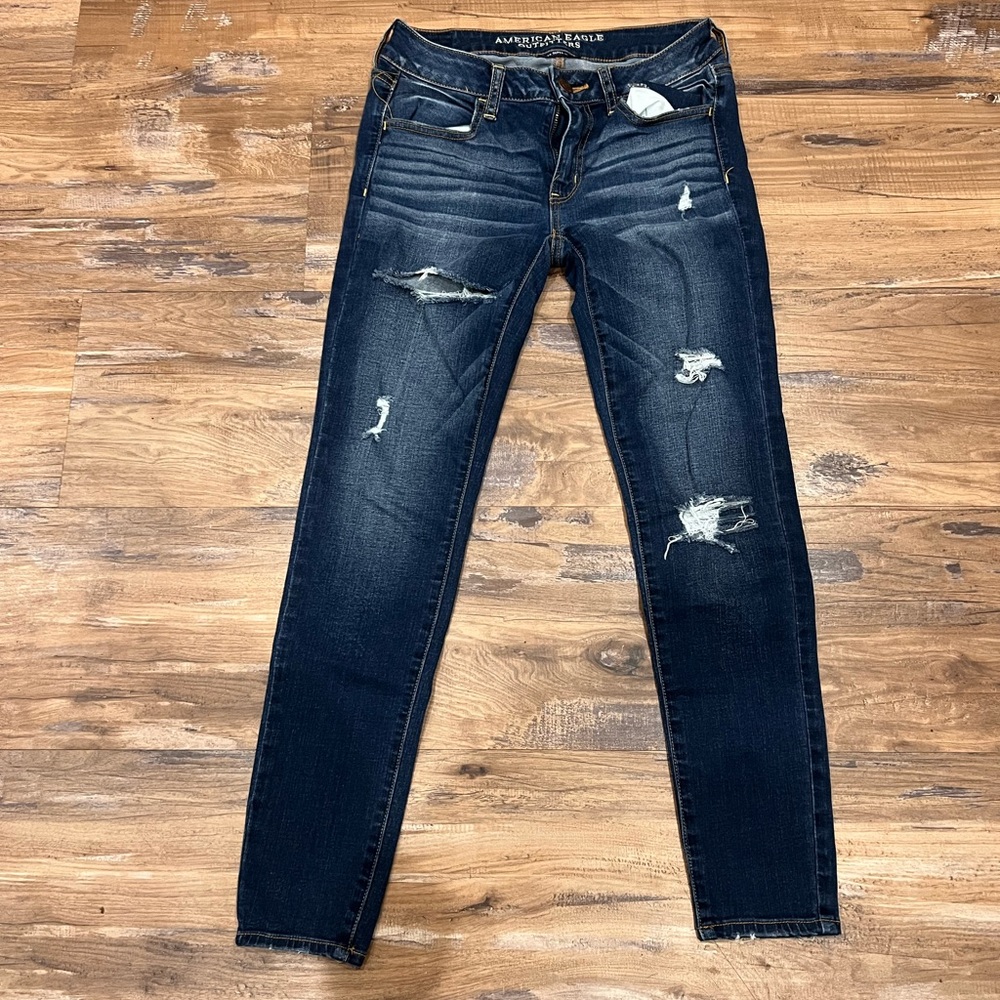 American Eagle Outfitters Distressed Skinny Jeans